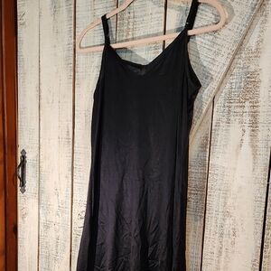 Vanity Fair Classic Black Chemise